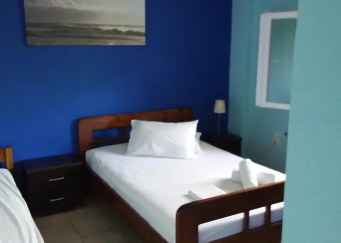 Ellenas- Alloggio in famiglia *